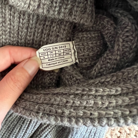 UGG Women's Cardy Classic Knit Tall Gray Sweater Boots in Size 9 - Picture 8 of 8